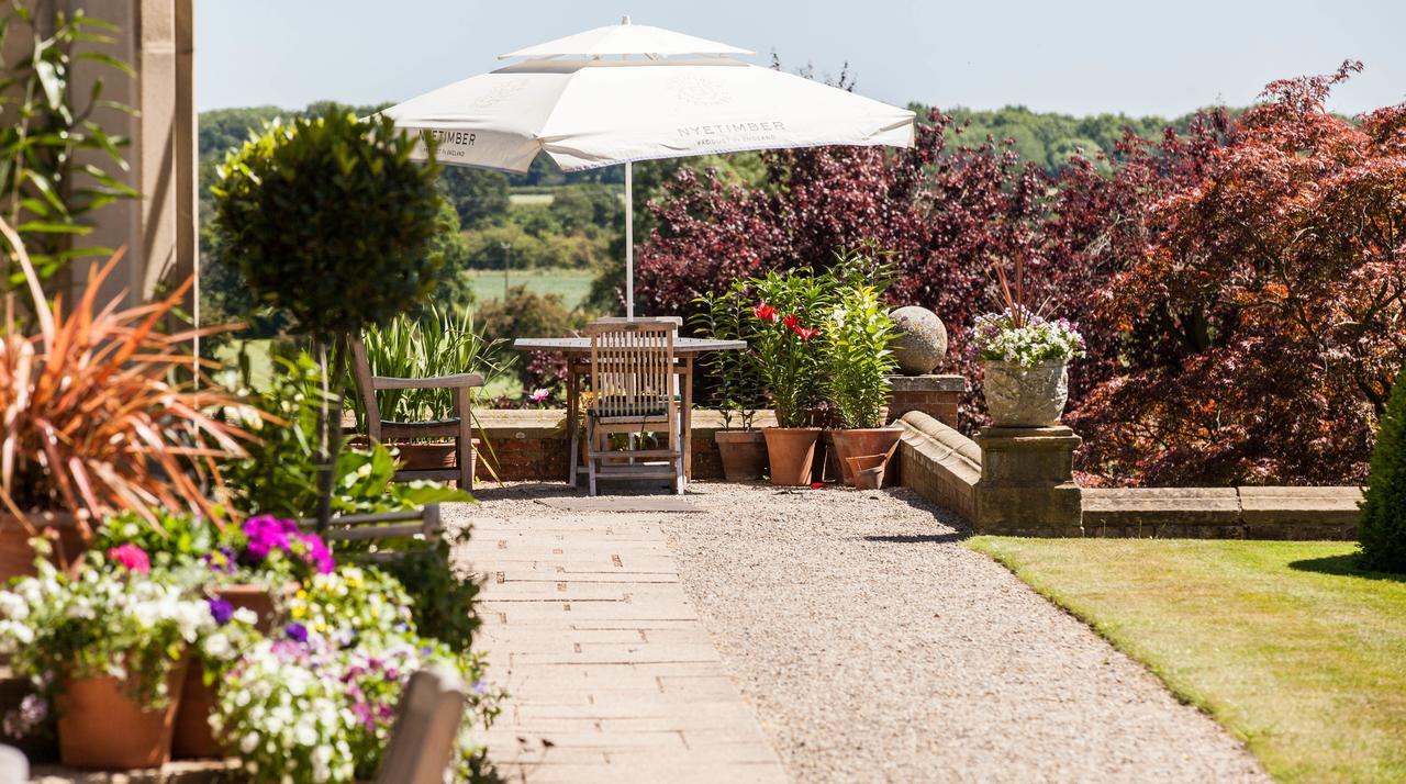 Goldsborough Hall Нерсборо Екстериор снимка