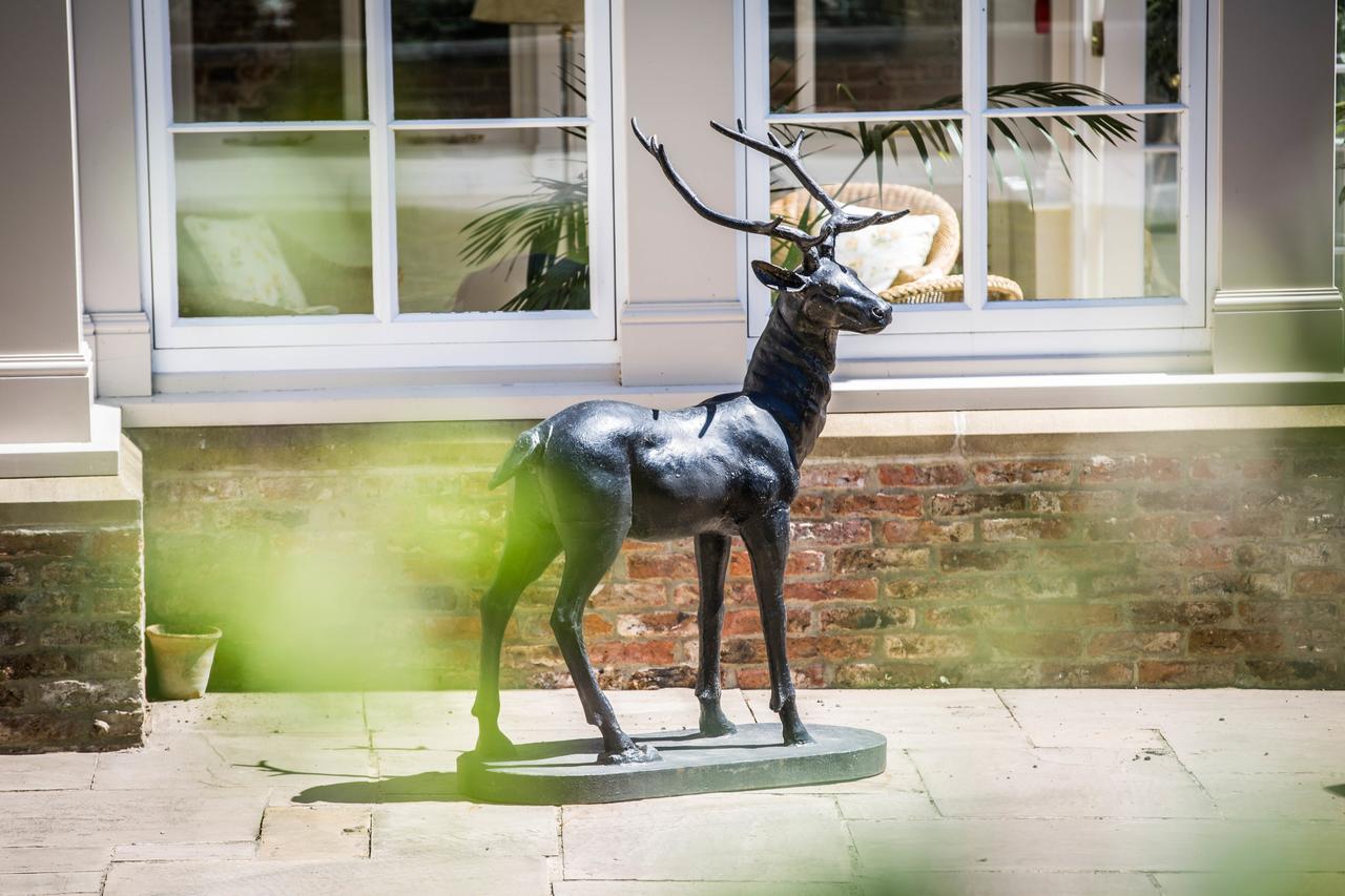 Goldsborough Hall Нерсборо Екстериор снимка