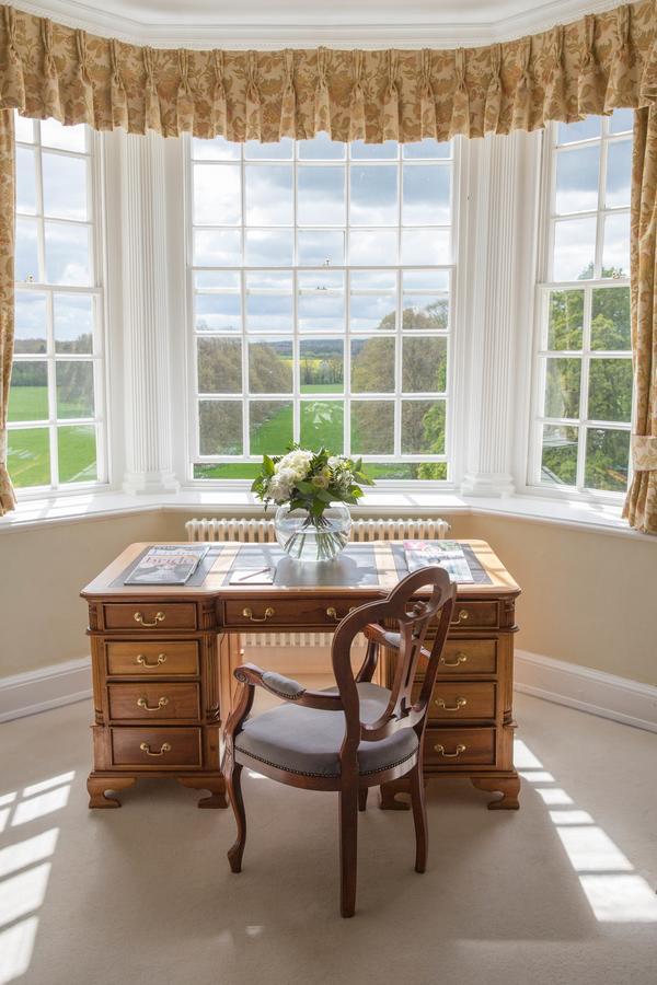 Goldsborough Hall Нерсборо Екстериор снимка