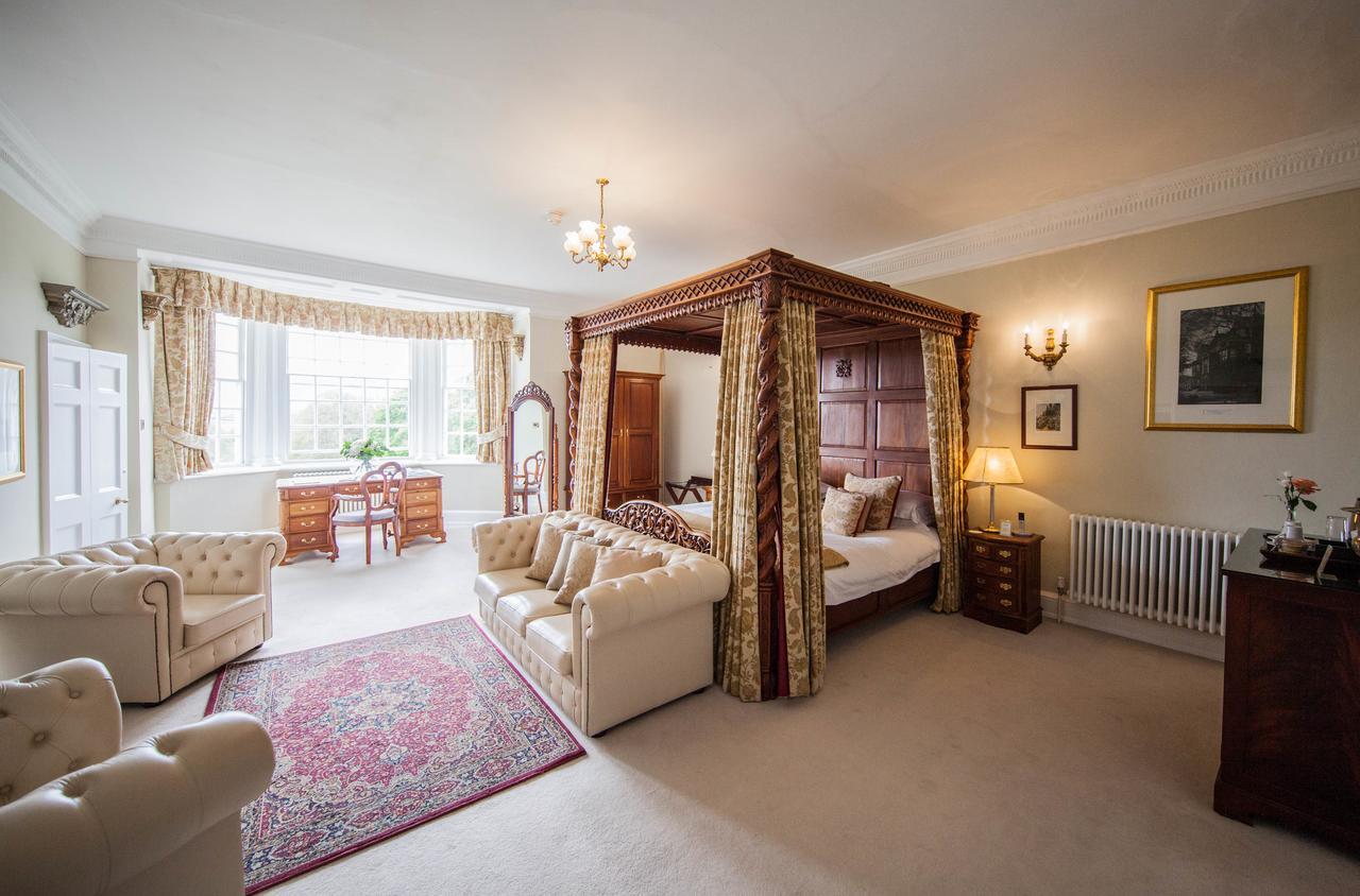Goldsborough Hall Нерсборо Екстериор снимка